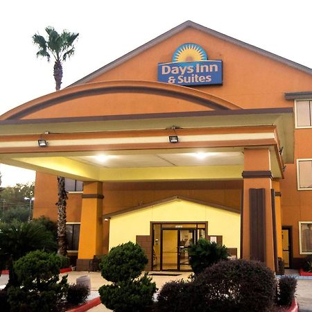 Days Inn & Suites By Wyndham Houston North/Aldine Εξωτερικό φωτογραφία