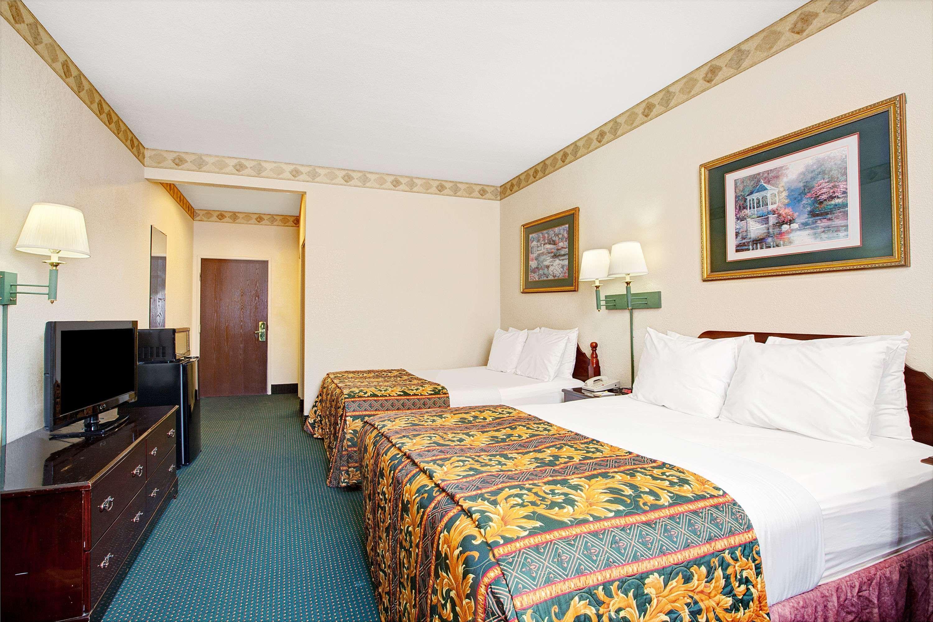 Days Inn & Suites By Wyndham Houston North/Aldine Εξωτερικό φωτογραφία