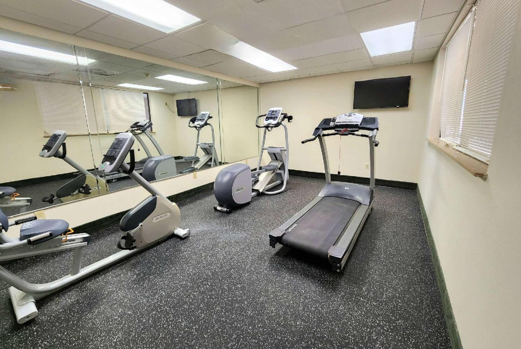 Days Inn & Suites By Wyndham Houston North/Aldine Εξωτερικό φωτογραφία