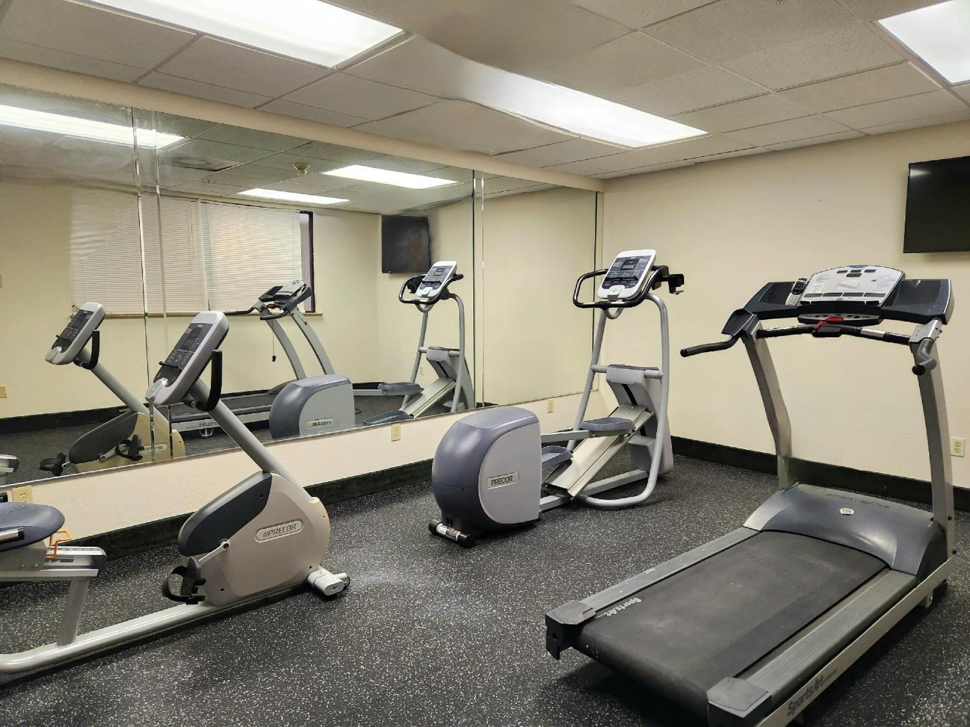 Days Inn & Suites By Wyndham Houston North/Aldine Εξωτερικό φωτογραφία