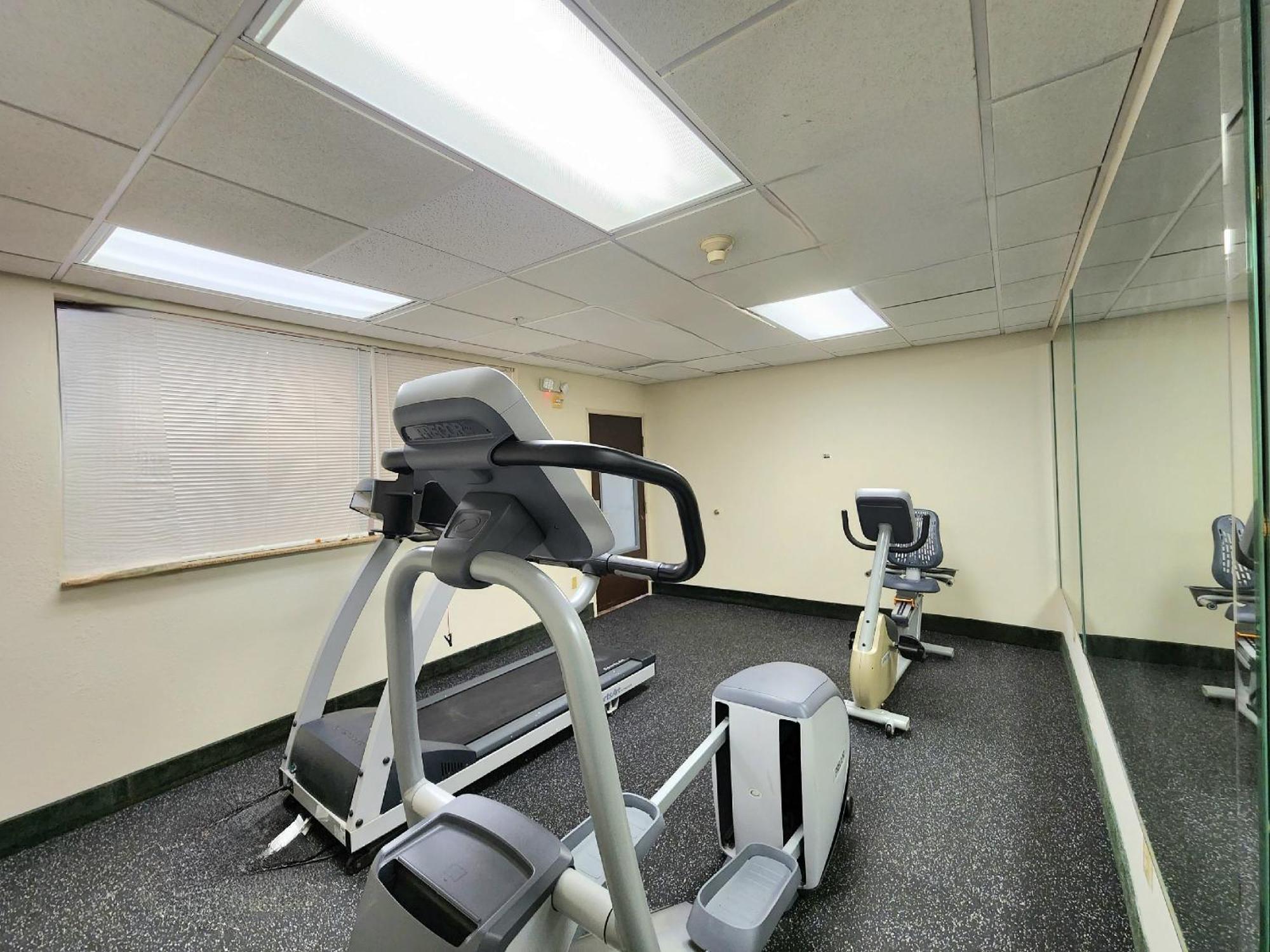 Days Inn & Suites By Wyndham Houston North/Aldine Εξωτερικό φωτογραφία