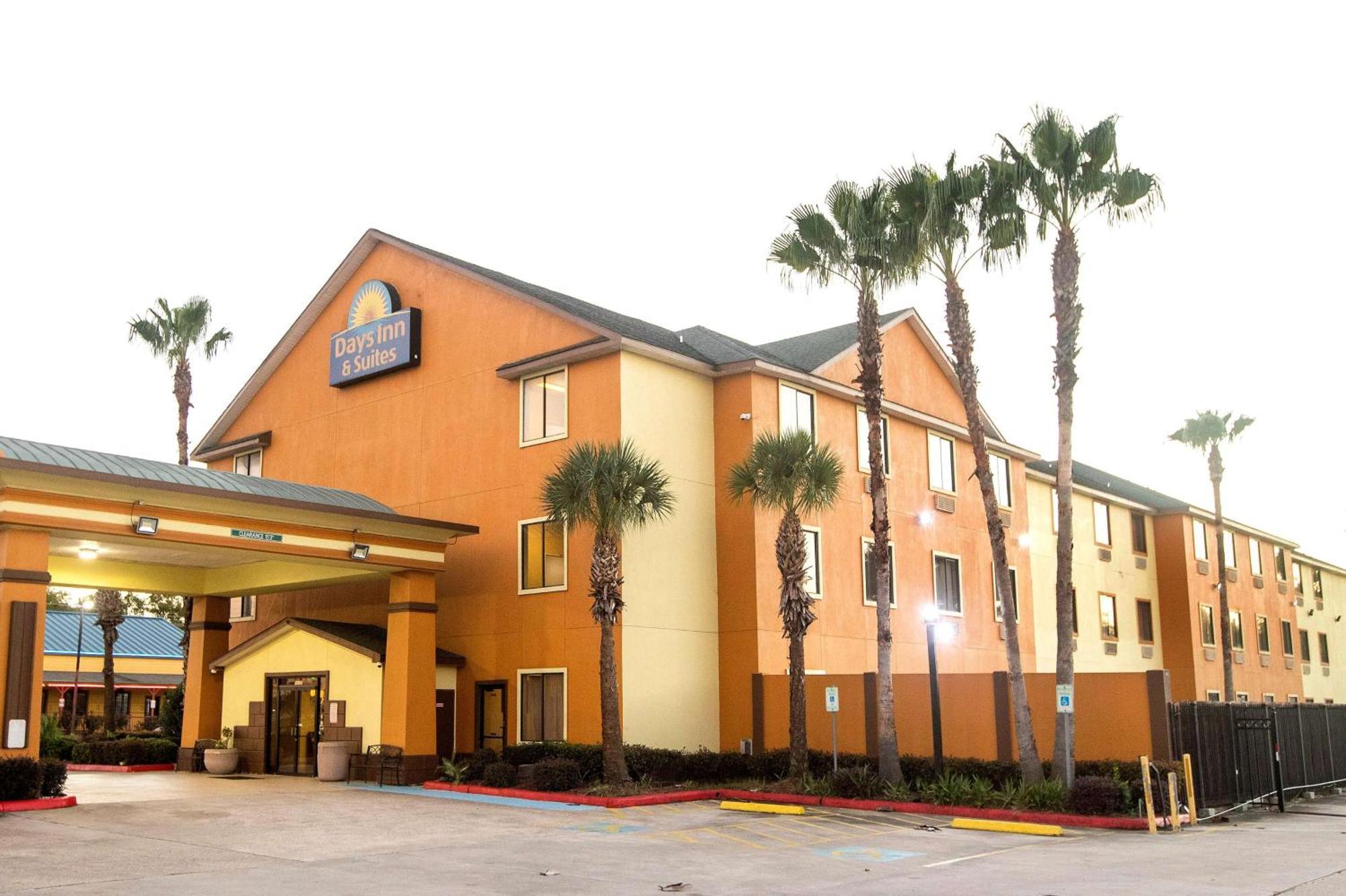 Days Inn & Suites By Wyndham Houston North/Aldine Εξωτερικό φωτογραφία