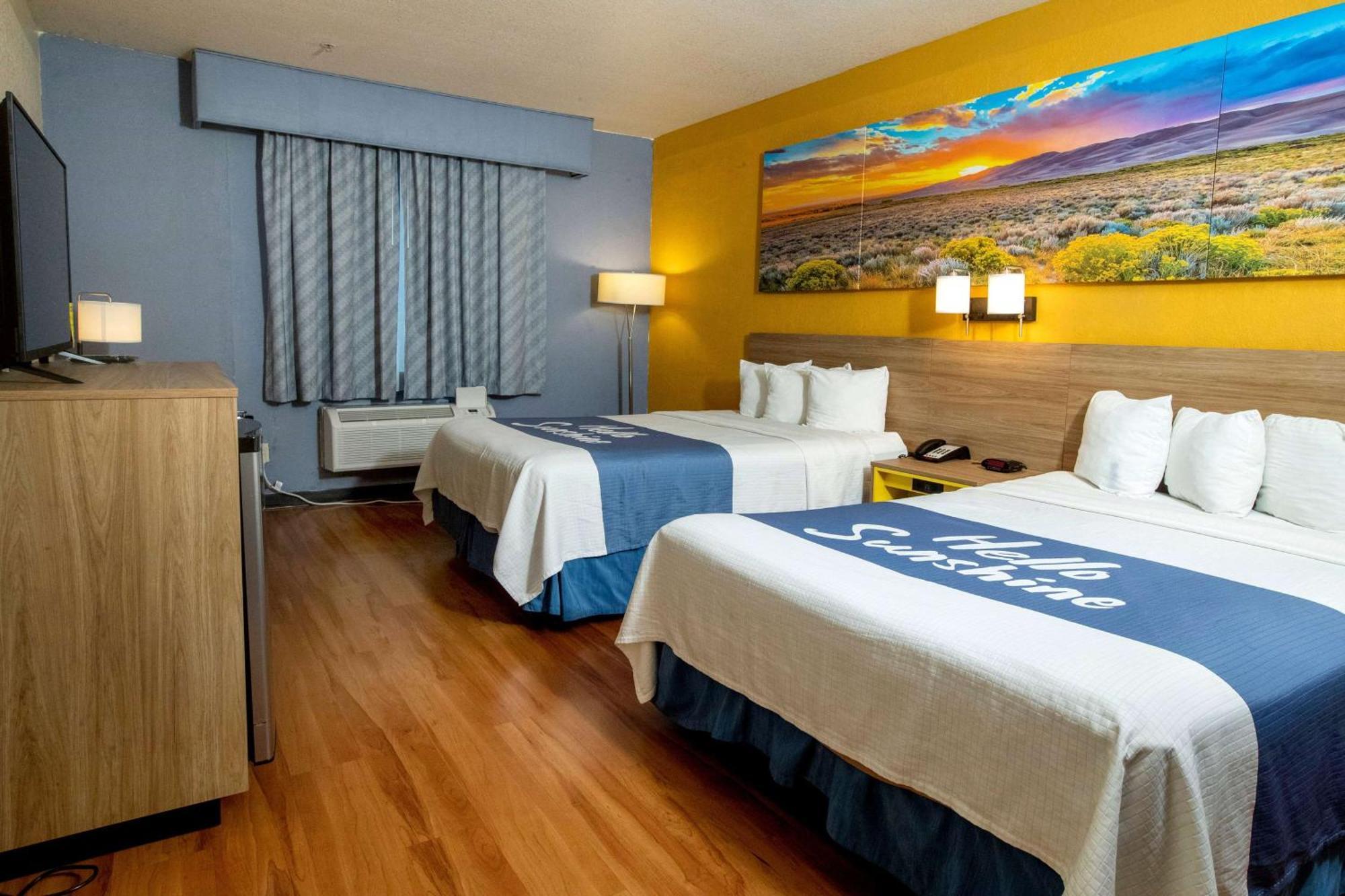 Days Inn & Suites By Wyndham Houston North/Aldine Εξωτερικό φωτογραφία